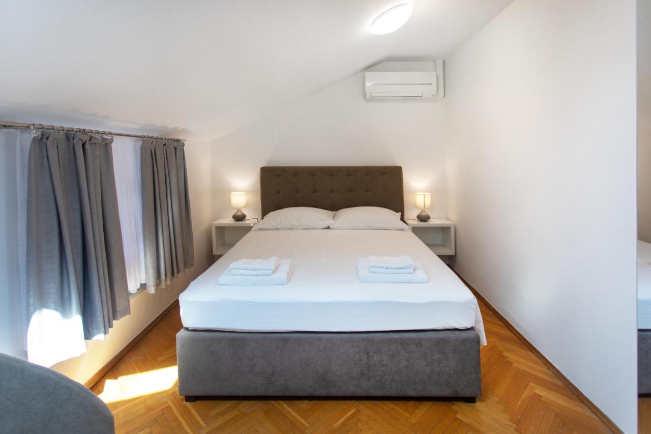 Apartmaji Pri Perotu Izola Buitenkant foto