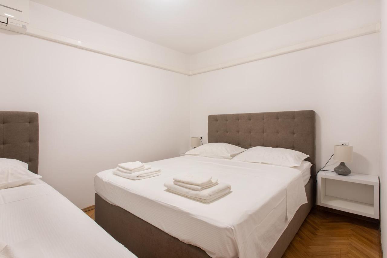 Apartmaji Pri Perotu Izola Buitenkant foto