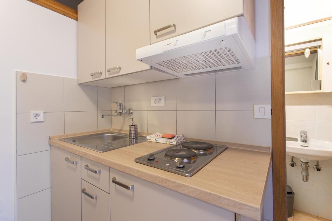 Apartmaji Pri Perotu Izola Buitenkant foto
