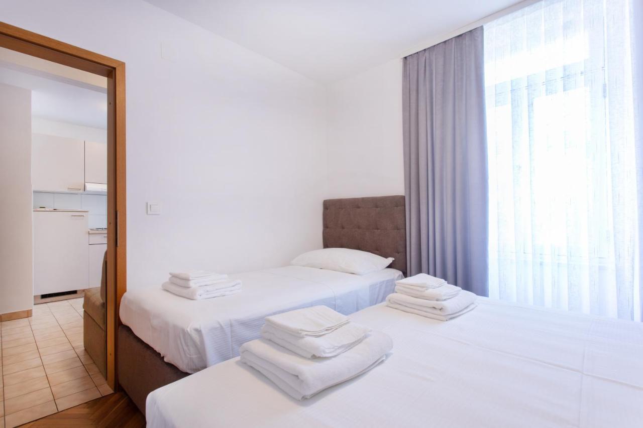 Apartmaji Pri Perotu Izola Buitenkant foto
