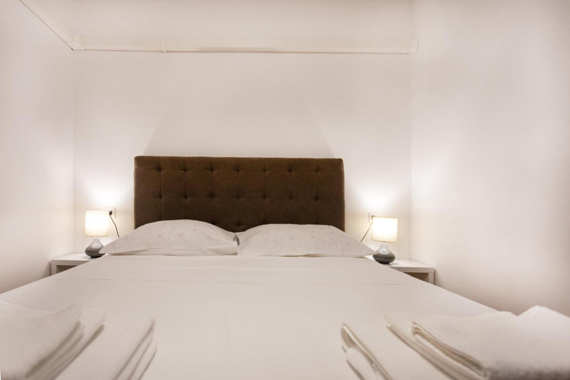 Apartmaji Pri Perotu Izola Buitenkant foto