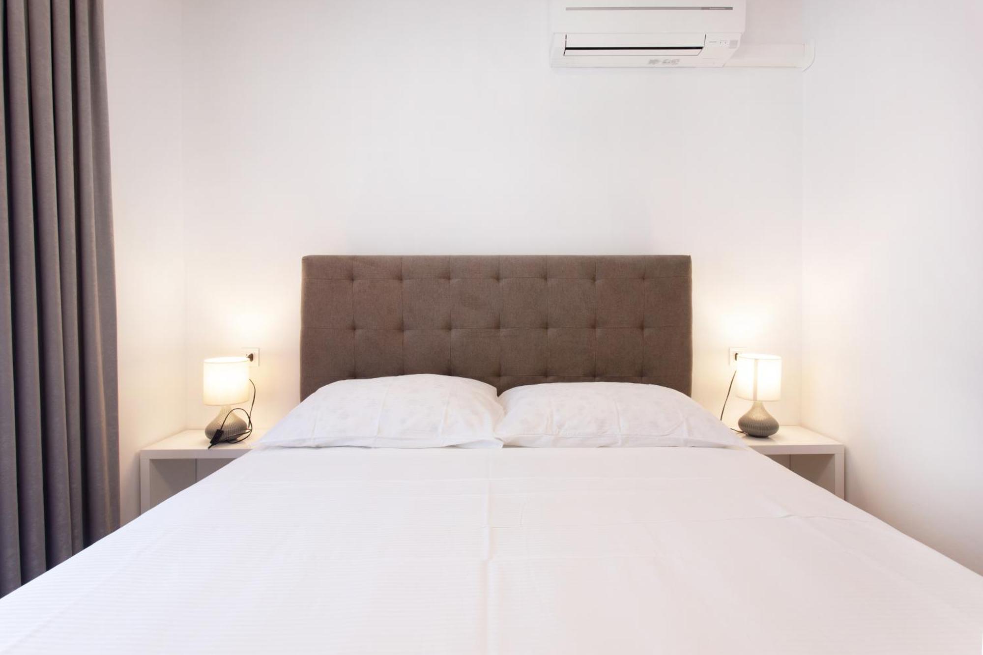 Apartmaji Pri Perotu Izola Buitenkant foto